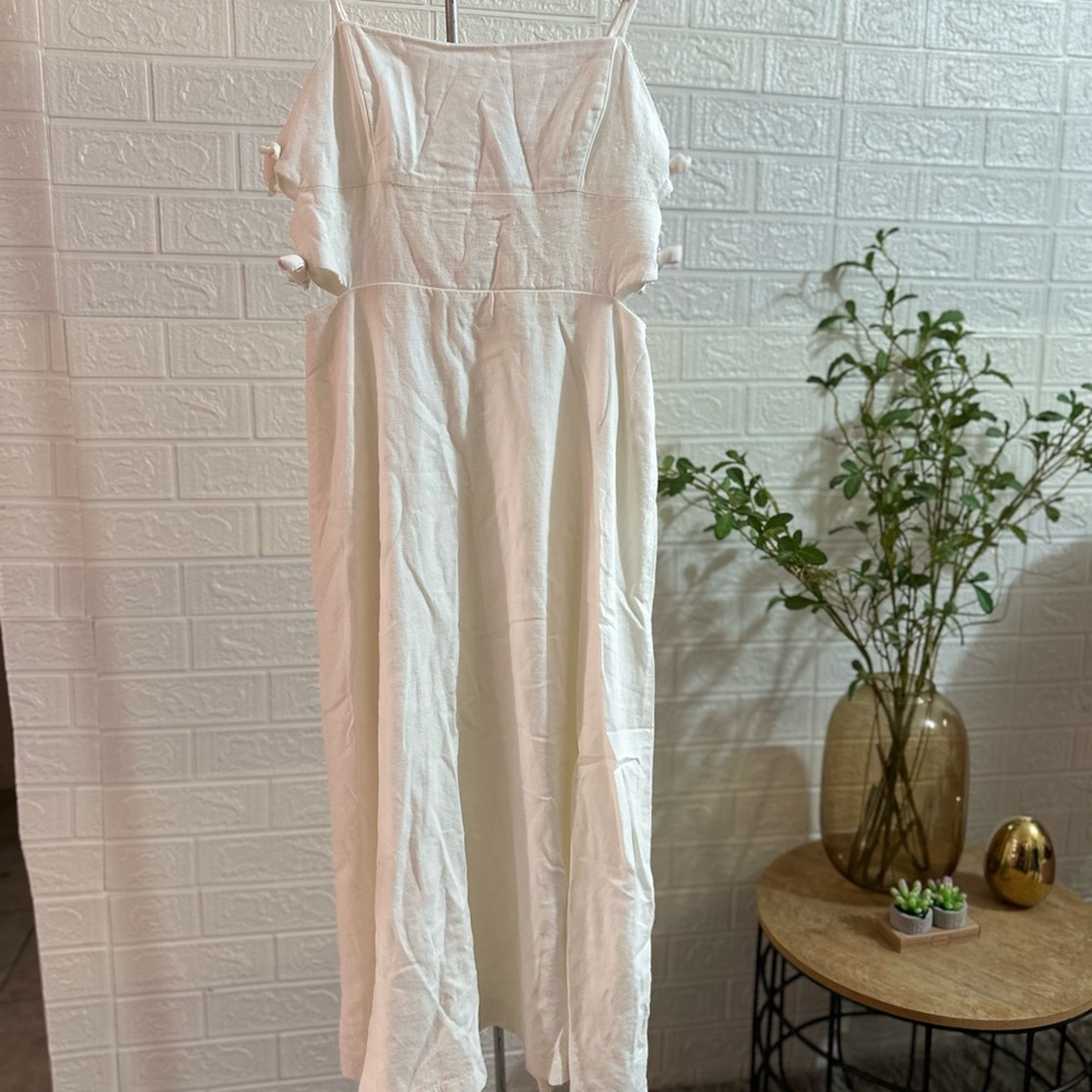 Elegant White Spaghetti Strap Dress linen-blend